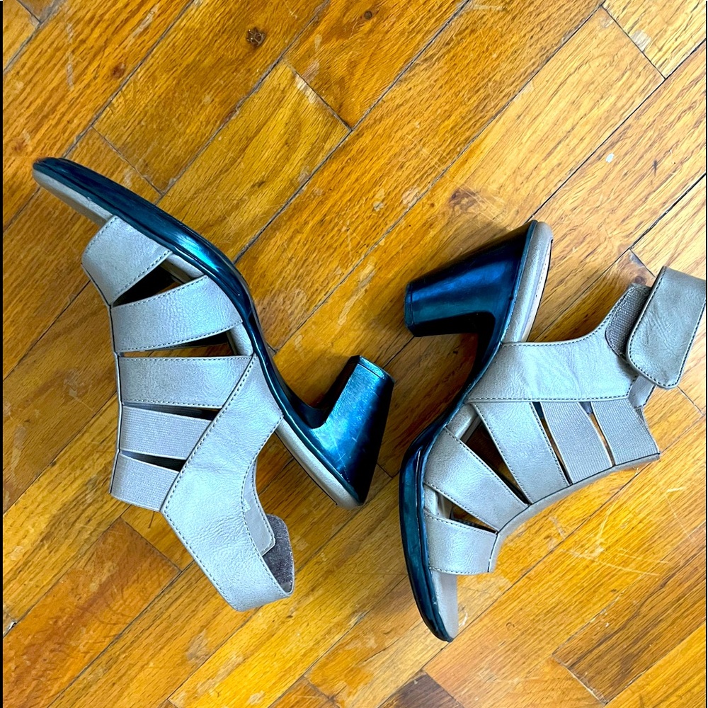 Croft&Barrow Strap Heels